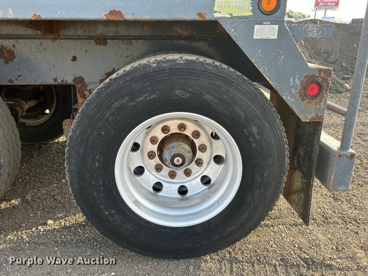 image for item EG0732 2012 Dragon Products, Inc. vacuum trailer