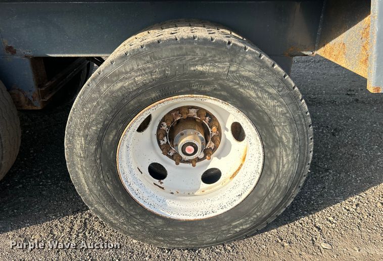 image for item EG0732 2012 Dragon Products, Inc. vacuum trailer