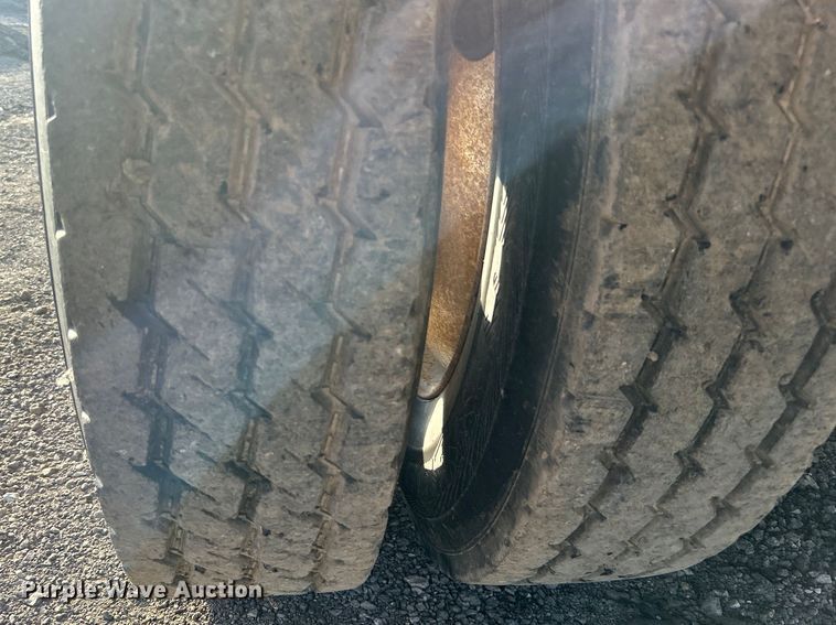 image for item EG0732 2012 Dragon Products, Inc. vacuum trailer