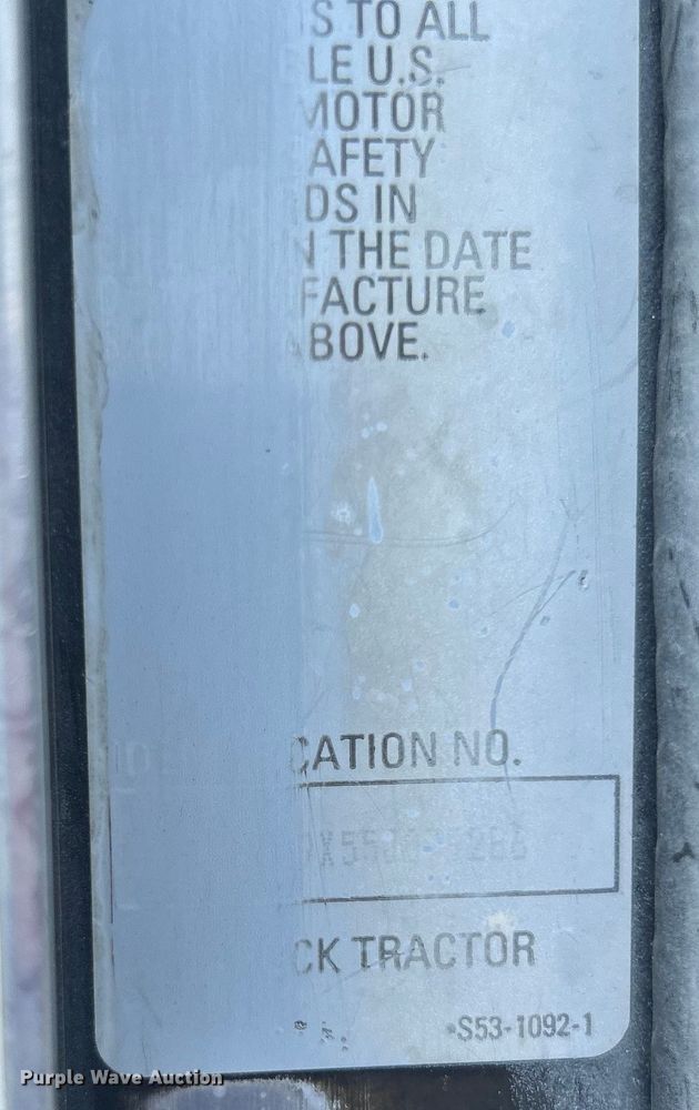 image for item EG0741 2005 Kenworth T600 semi truck