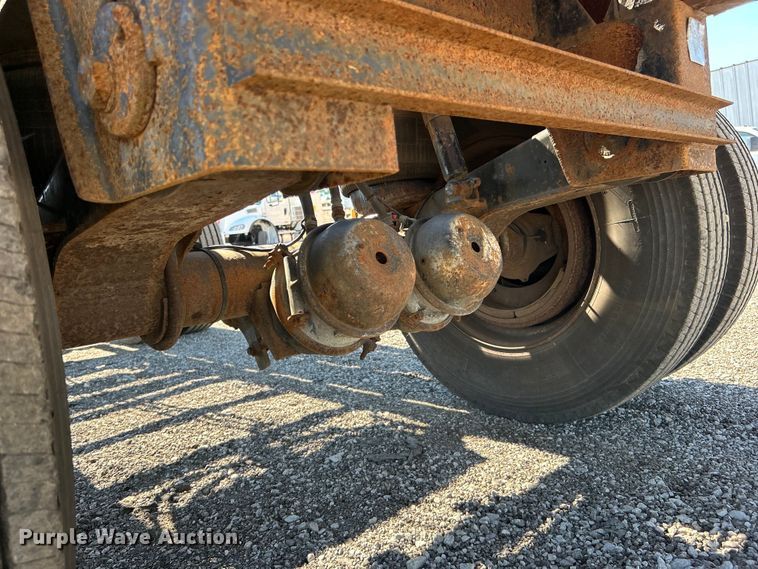 image for item EG0749 1999 Utility Trailer FS2CHA flatbed trailer