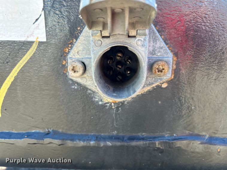 image for item EG0750 2014 Clark Trailers flatbed trailer