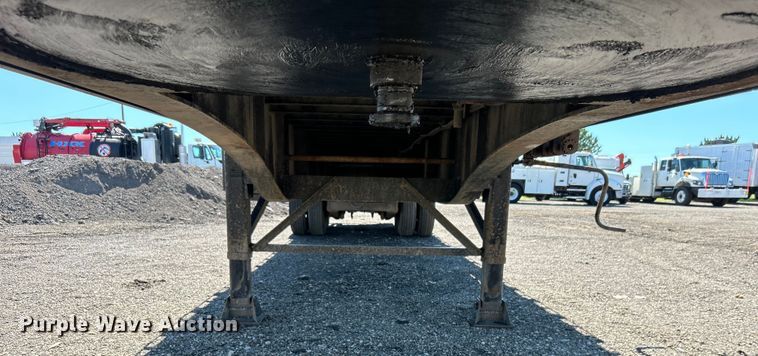 image for item EG0750 2014 Clark Trailers flatbed trailer