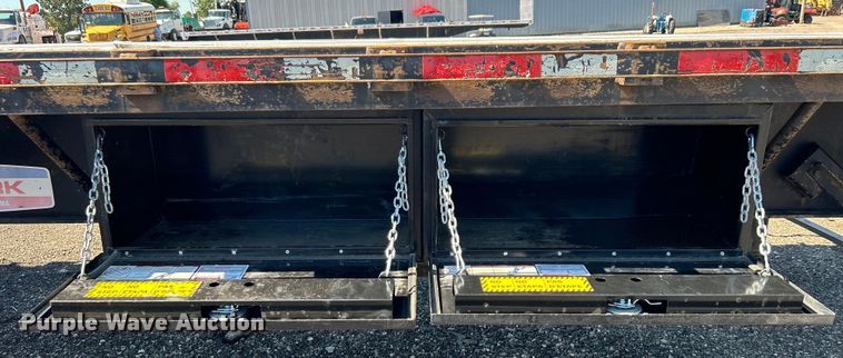 image for item EG0750 2014 Clark Trailers flatbed trailer