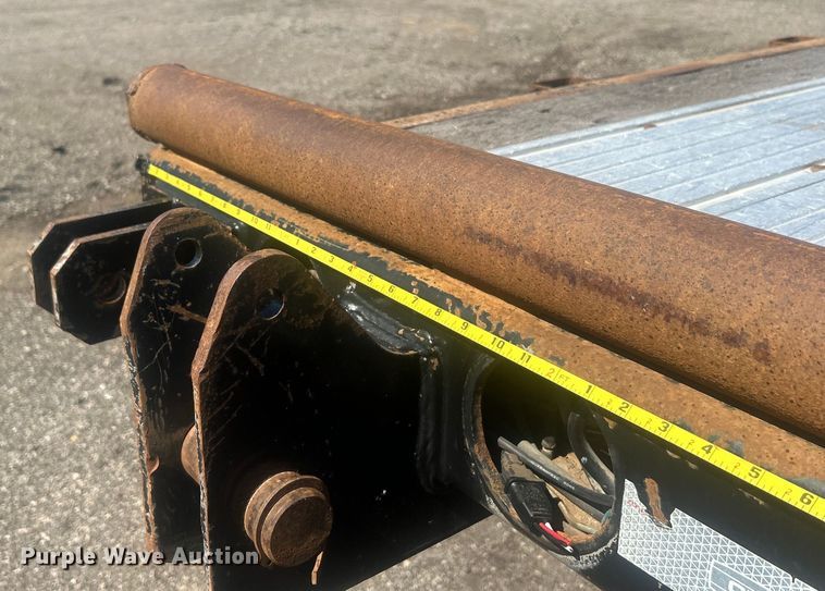 image for item EG0750 2014 Clark Trailers flatbed trailer