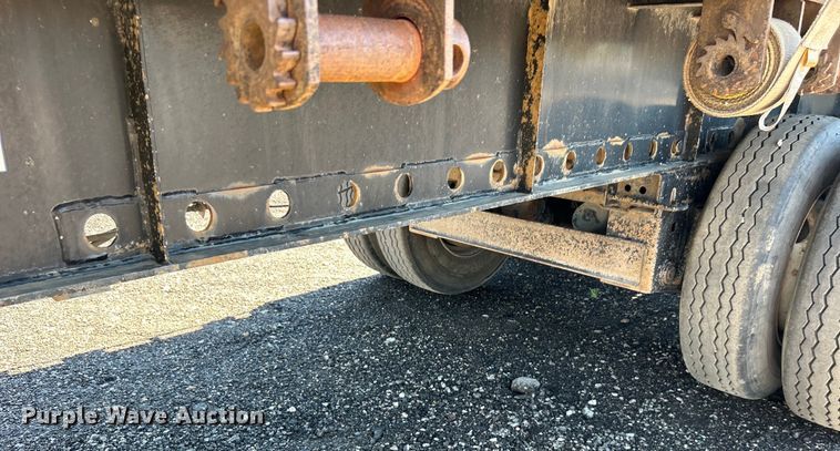 image for item EG0750 2014 Clark Trailers flatbed trailer