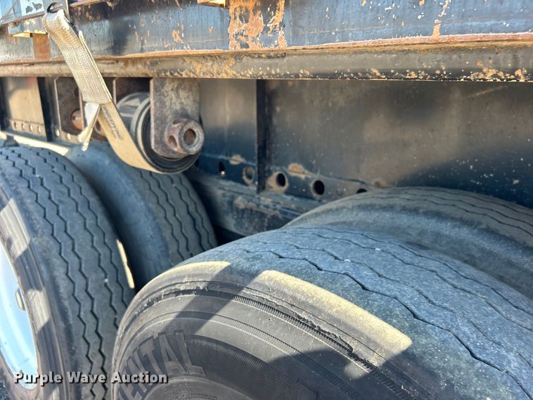 image for item EG0750 2014 Clark Trailers flatbed trailer