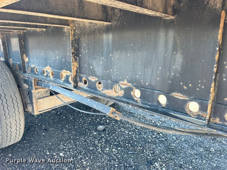 image for item EG0750 2014 Clark Trailers flatbed trailer