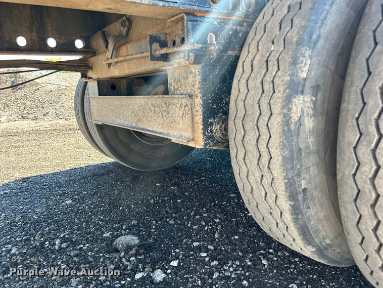 image for item EG0750 2014 Clark Trailers flatbed trailer