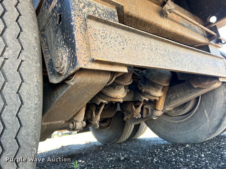 image for item EG0750 2014 Clark Trailers flatbed trailer