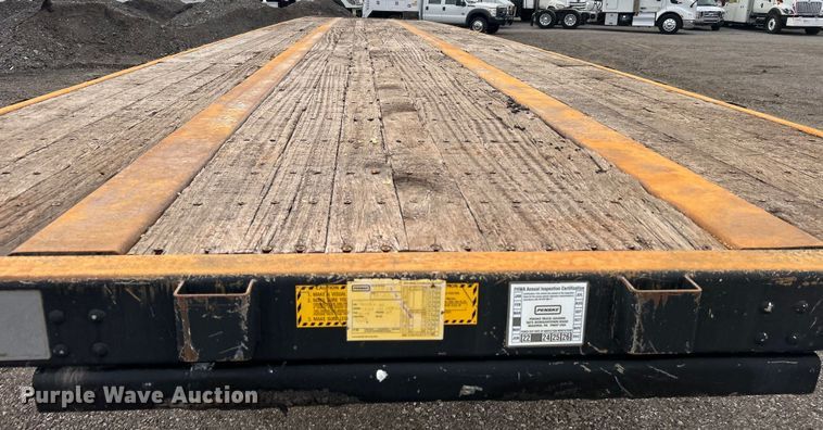 image for item EG0754 2007 Utility Trailer FS2CHS flatbed trailer