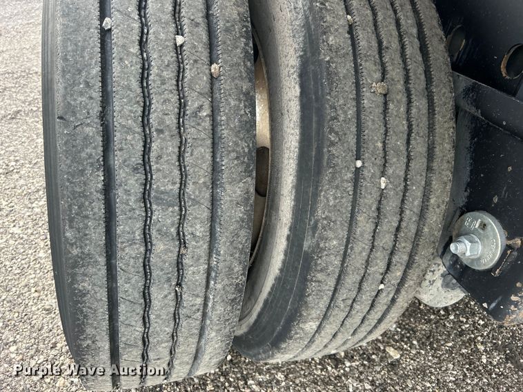 image for item EG0754 2007 Utility Trailer FS2CHS flatbed trailer