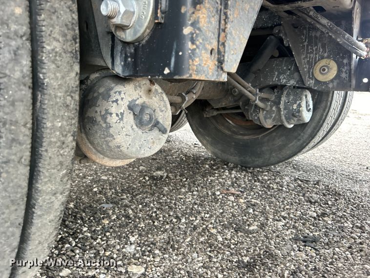 image for item EG0754 2007 Utility Trailer FS2CHS flatbed trailer