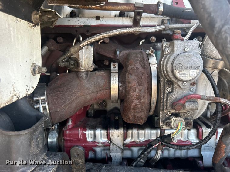 image for item EG0764 2008 Mack CHU613 semi truck