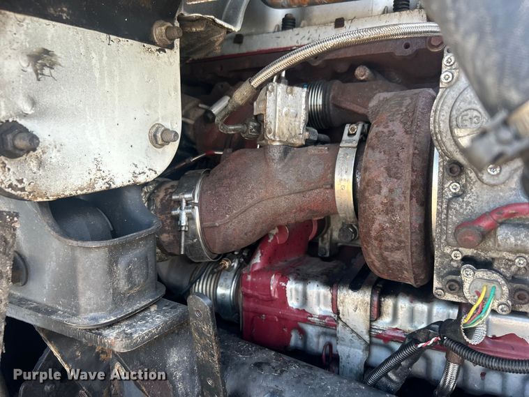 image for item EG0764 2008 Mack CHU613 semi truck