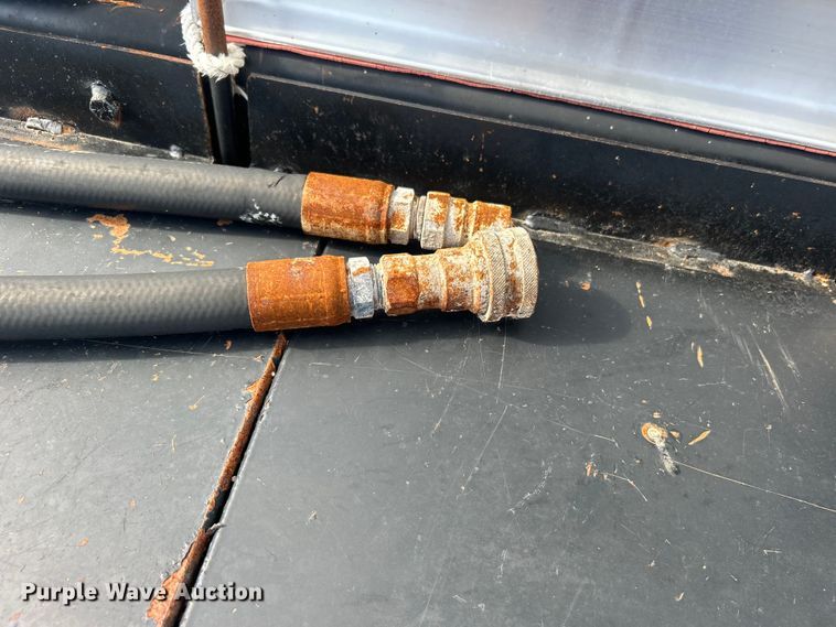 image for item EG0775 1989 Peterbilt  378 semi truck