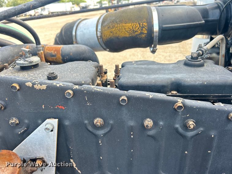 image for item EG0775 1989 Peterbilt  378 semi truck