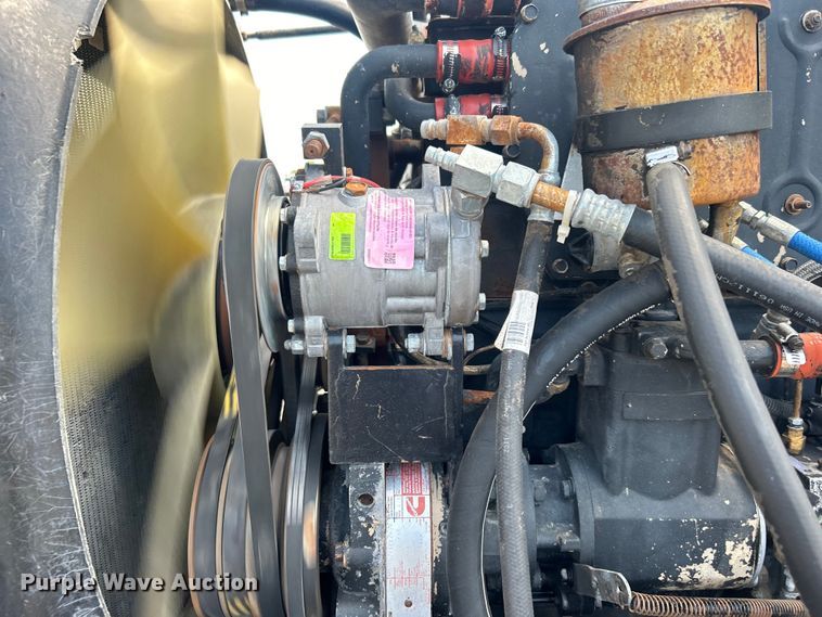 image for item EG0775 1989 Peterbilt  378 semi truck