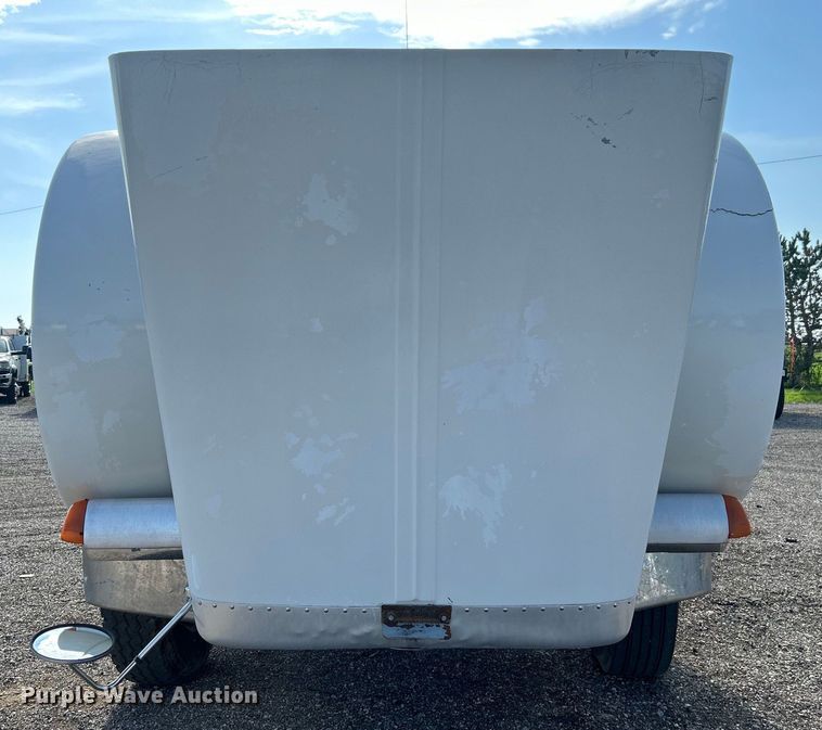 image for item EG0775 1989 Peterbilt  378 semi truck