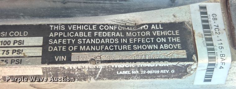 image for item EG0775 1989 Peterbilt  378 semi truck