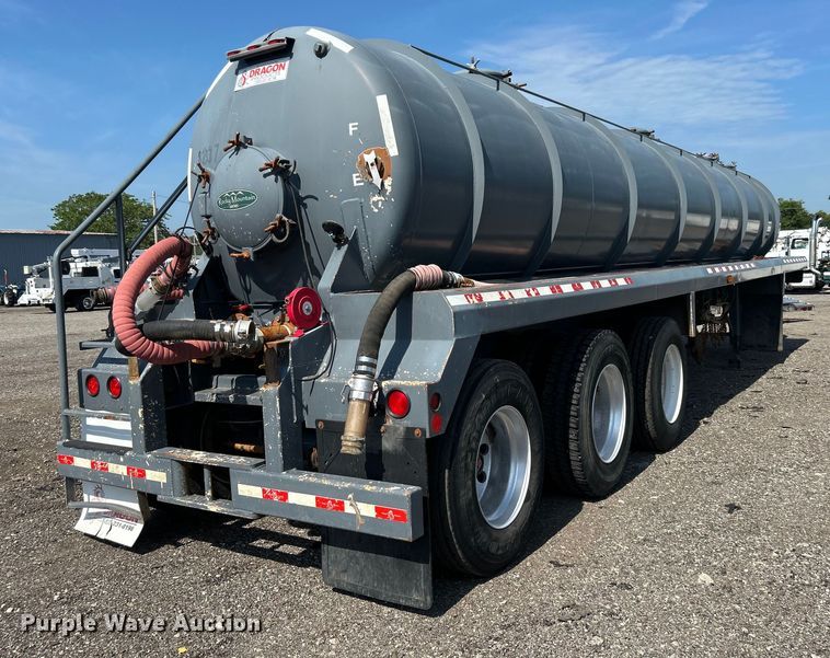 image for item EG0777 2012 Dragon Products LTD vacuum trailer