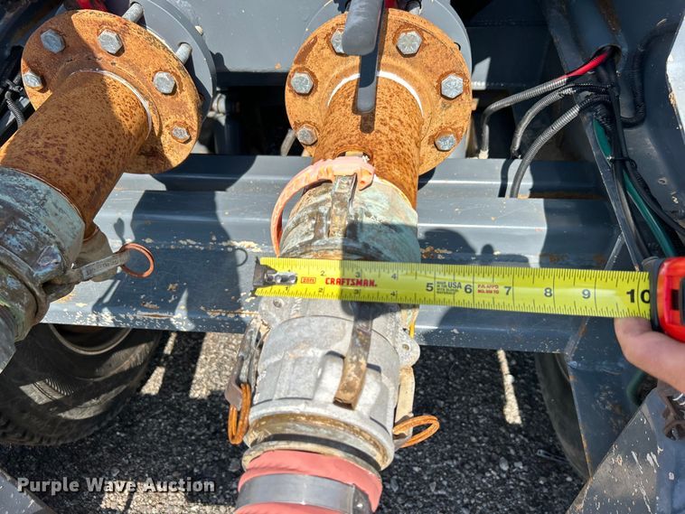 image for item EG0777 2012 Dragon Products LTD vacuum trailer