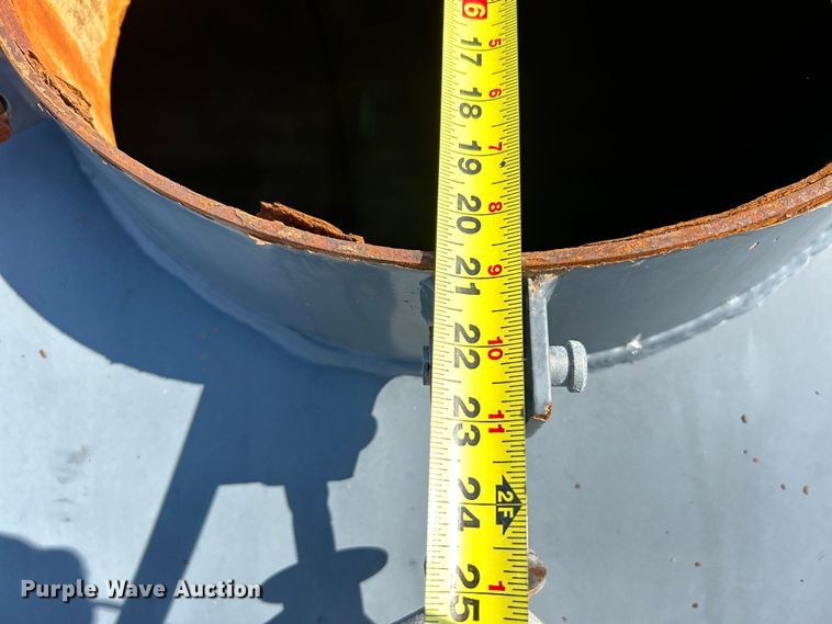 image for item EG0777 2012 Dragon Products LTD vacuum trailer