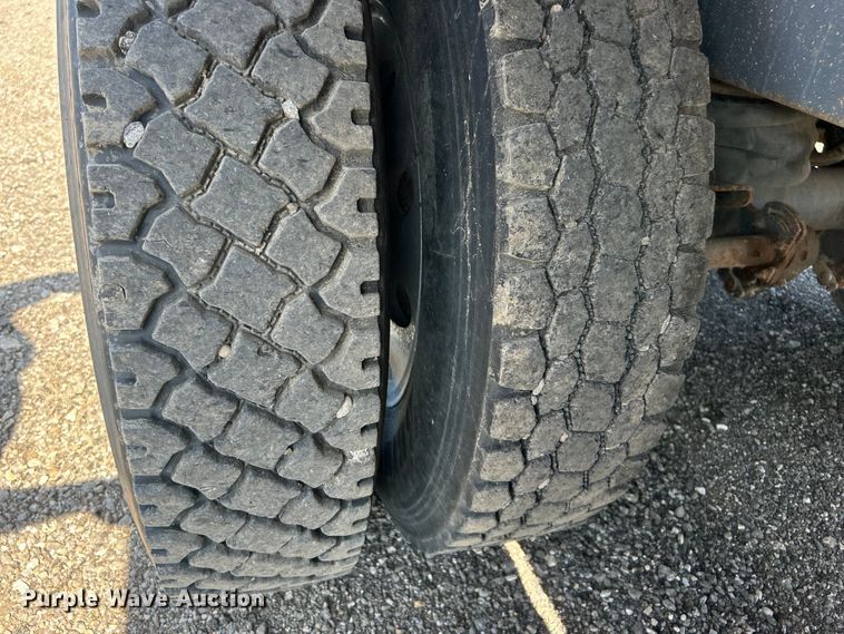 image for item EG0777 2012 Dragon Products LTD vacuum trailer