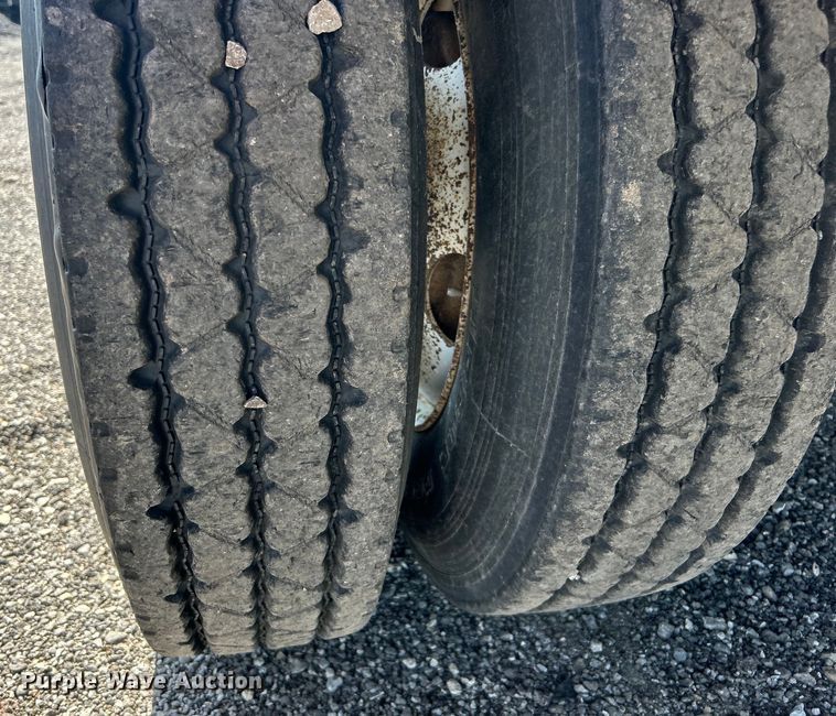 image for item EG0777 2012 Dragon Products LTD vacuum trailer