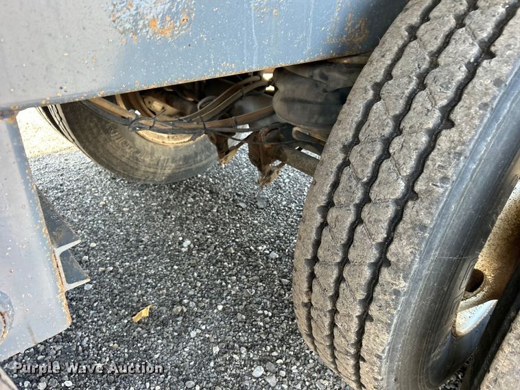 image for item EG0777 2012 Dragon Products LTD vacuum trailer