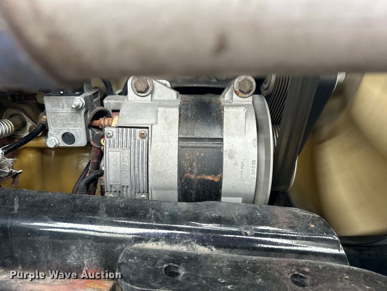 image for item EG1530 2011 Freightliner Cascadia 132 semi truck