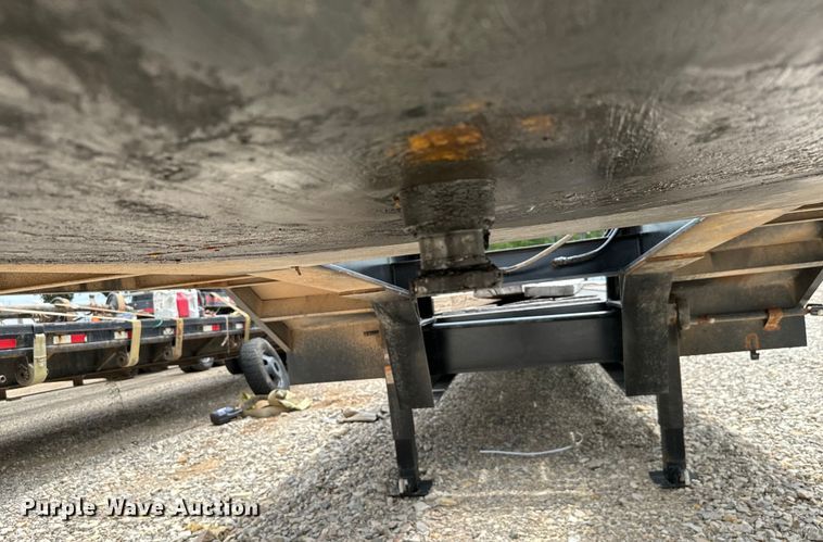 image for item EH4039 1995 Nuttall drop deck equipment trailer