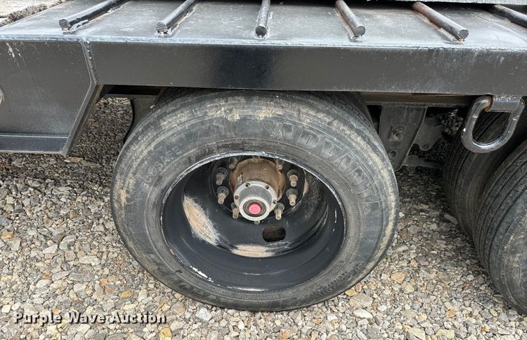 image for item EH4039 1995 Nuttall drop deck equipment trailer