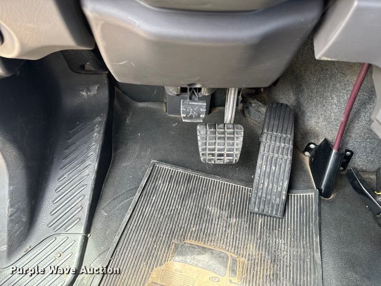 image for item EJ2684 2017 Freightliner  Business Class M2 truck cab and chassis