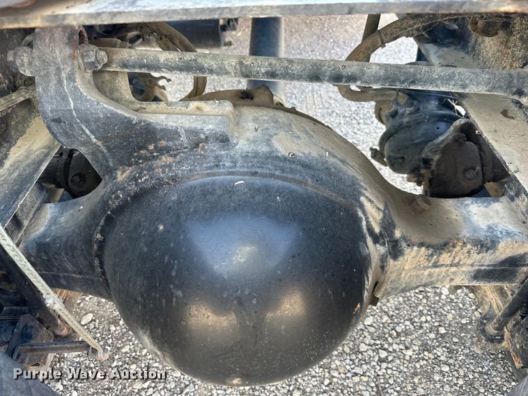 image for item EJ6339 2006 International  8500 semi truck