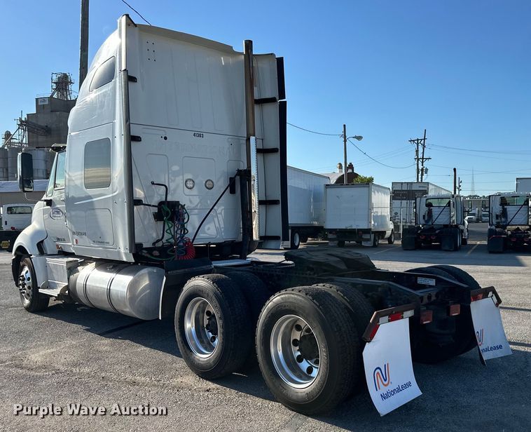 image for item EJ6895 2014 International ProStar Plus 122 semi truck