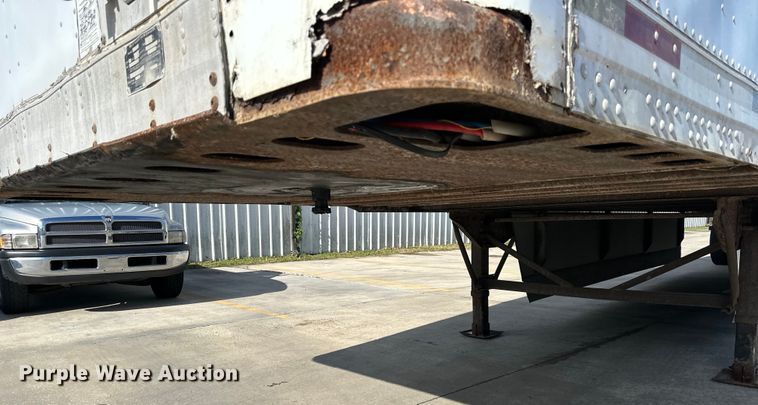 image for item EJ6998 1999 Trailmobile dry van trailer