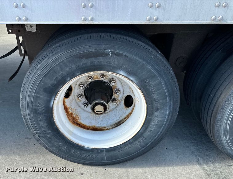 image for item EJ6998 1999 Trailmobile dry van trailer