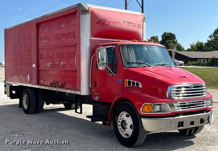 image for item EK4856 2006 Sterling  Acterra box truck