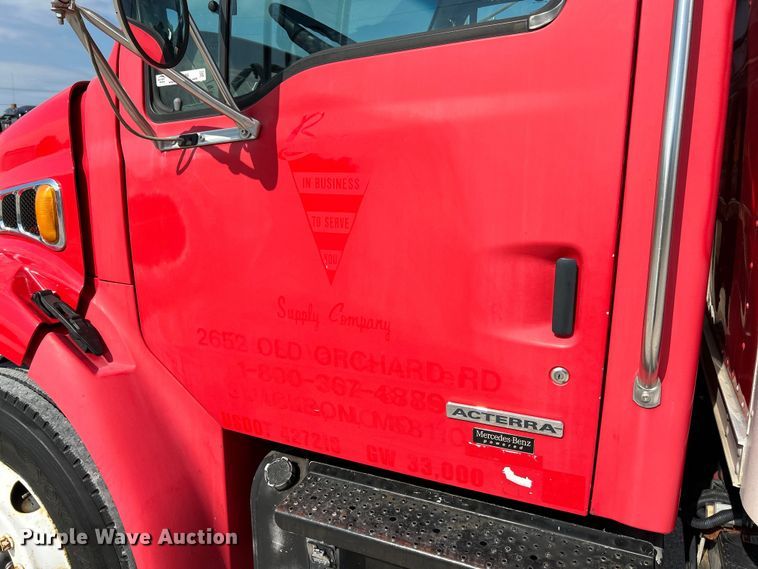 image for item EK4856 2006 Sterling  Acterra box truck