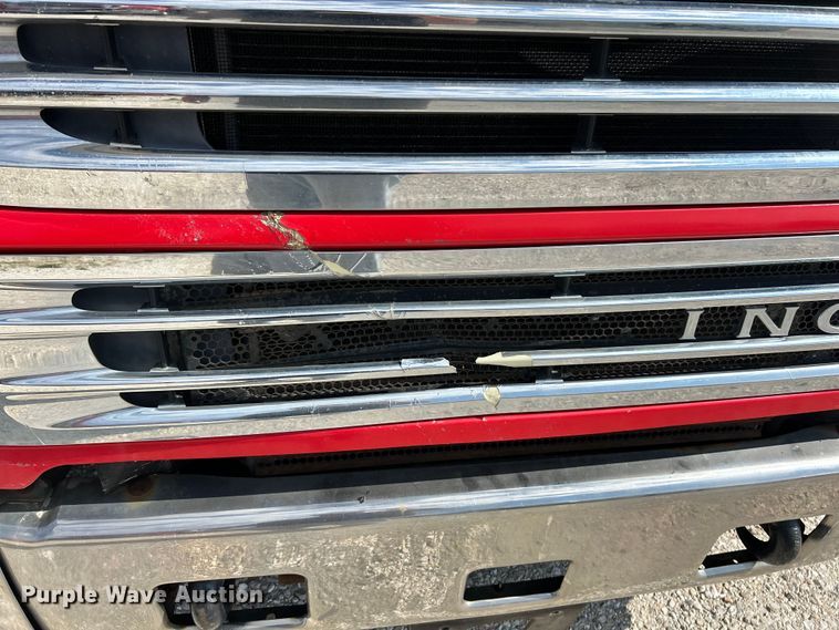 image for item EK4856 2006 Sterling  Acterra box truck