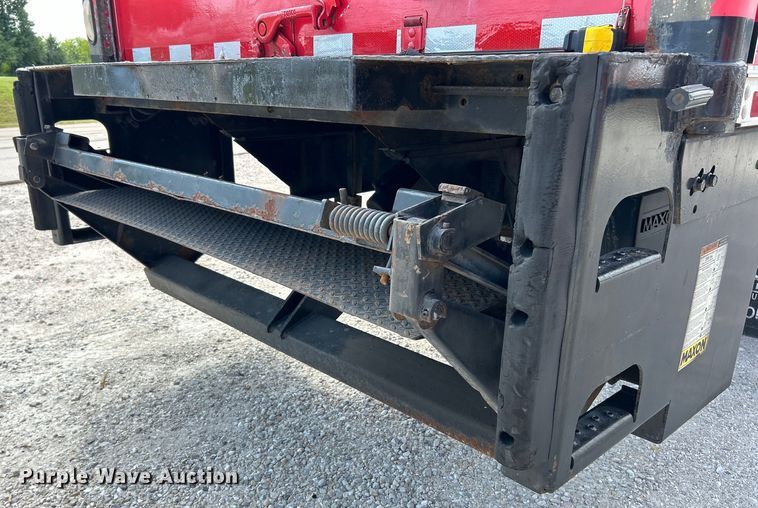 image for item EK4856 2006 Sterling  Acterra box truck