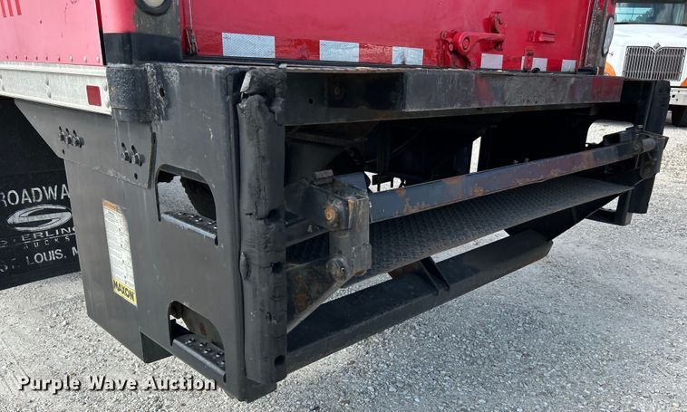 image for item EK4856 2006 Sterling  Acterra box truck