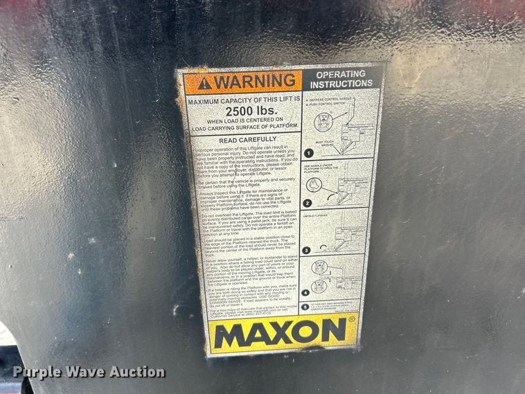 image for item EK4856 2006 Sterling  Acterra box truck