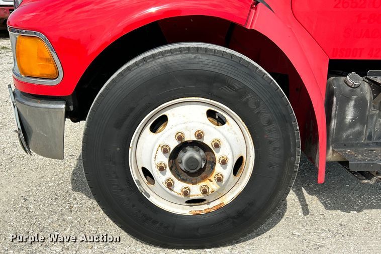 image for item EK4856 2006 Sterling  Acterra box truck