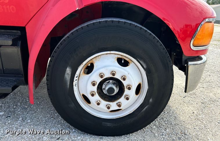 image for item EK4856 2006 Sterling  Acterra box truck