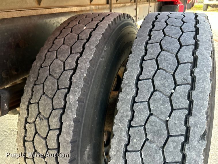 image for item EK4856 2006 Sterling  Acterra box truck