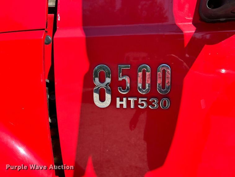 image for item EK4881 2003 International  8500 semi truck