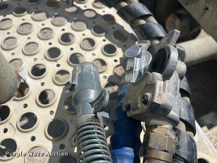 image for item EK8658 2007 Kenworth  T800 semi truck