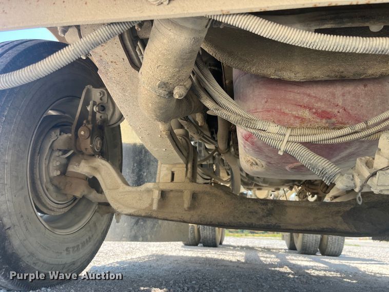 image for item EK8658 2007 Kenworth  T800 semi truck